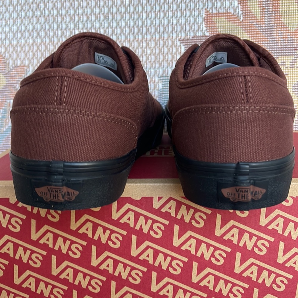Vans WMNS Atwood
Mixed Canvas Root Beer
VN0A327LHCV
Sneakers - Picture 14 of 16